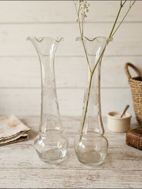 Set Of 2 Vintage Etched Glass Bud Vases With Ruffle Fluted Rim